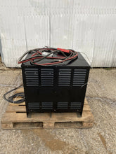 Load image into Gallery viewer, Quarterhorse QHC012Q0750X9D Industrial Opportunity Battery Charger 24V