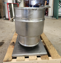 Load image into Gallery viewer, Groen 20qt Tilting Kettle TDB/7-20 3ph