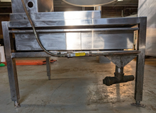 Load image into Gallery viewer, Cleveland KET-6-T Tilting 2/3 Steam Jacketed 6 Gallon Electric Kettle on Stand