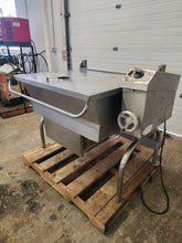 Load image into Gallery viewer, Cleveland SGL40 40 Gallon Tilt Skillet Braising Pan Nat Gas
