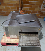 Load image into Gallery viewer, Lincoln 1132-000-U-KF006 Impinger II Express Fast Bake Conveyor Pizza Oven