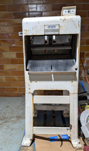 Load image into Gallery viewer, OLIVER 797-32 Commercial Gravity Feed Bread Slicer, 1/4" Slices, See Video