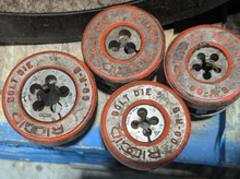 Load image into Gallery viewer, RIDGID 535 Pipe Threading Machine w/ Cart, Dies, Heads &amp; Foot Pedal