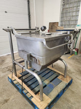 Load image into Gallery viewer, Groen Eclipse 30 Gallon Ergonomic Manual Tilting Braising Pan, 115V, Nat Gas