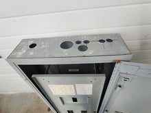 Load image into Gallery viewer, GE A Series 21"x57" Panelboard AXB4N2 w/ 250A 600V Main, x24 20A Breakers