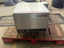 Load image into Gallery viewer, Lincoln Impinger Conveyor Pizza Oven 1301 - Used -  1 Phase 240VAC