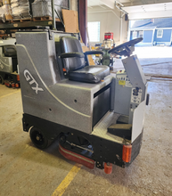 Load image into Gallery viewer, TOMCAT GTX 26-D Rider Scrubber 1,394 Hours - Needs New Batteries