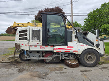 Load image into Gallery viewer, 2017 ELGIN PELICAN Natural Gas Street Sweeper - 6,130 Hours, 35,964 Miles