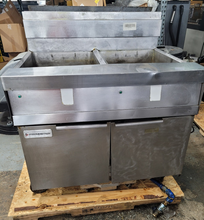 Load image into Gallery viewer, 2019 FRYMASTER SCFD260GNTS Gas Fryer w/ Filtration