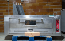 Load image into Gallery viewer, Vulcan 7018A1B 7000 Series, Commercial Single Deck Pizza Baking Oven 17-19" Legs