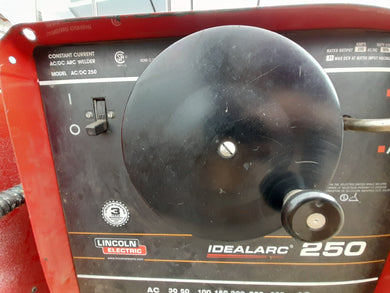 Lincoln Electric Idealarc 250 AC/DC Stick Welder
