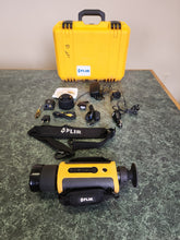 Load image into Gallery viewer, FLIR First Mate HM-307 Thermal Night Image Processor w/ Case &amp; Accessories