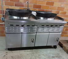 Load image into Gallery viewer, Montague Legend 30-24 Gas Wok Range Large Jet 2 Burner, 120,000BTU