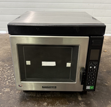 Load image into Gallery viewer, MENUMASTER MRC17S2 Commercial Microwave Oven, Countertop