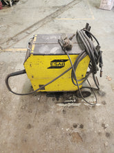 Load image into Gallery viewer, ESAB MIGMASTER 250 WELDER w/ HOSE &amp; REGULATOR 208/230V 50/60HZ MM-250