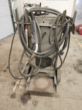 Load image into Gallery viewer, ESAB MIGMASTER 250 WELDER w/ HOSE &amp; REGULATOR 208/230V 50/60HZ MM-250
