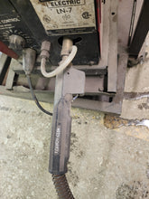 Load image into Gallery viewer, Lincoln Electric CV-300 MIG Welder Power Source w/ LN-7 Wire Feeder