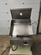 Load image into Gallery viewer, CLEVELAND 30 Gallon Gas Tilting Skillet /Braising Pan w/ Power Tilt - SGL-30