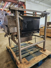 Load image into Gallery viewer, Groen Eclipse 30 Gallon Ergonomic Manual Tilting Braising Pan, 115V, Nat Gas