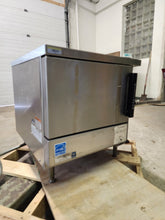 Load image into Gallery viewer, VULCAN STEAMER VPX3 3 Pan, Set for 3PH, COUNTERTOP 208V