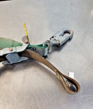 Load image into Gallery viewer, Buckingham 483D, Bucksqueeze Lineman Fall Protection Device