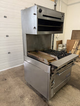 Load image into Gallery viewer, U.S. Range Oven w/ 4 Burner Range, Flat Top Griddle And Broiler, Mobile