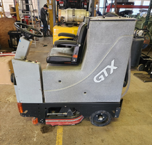 Load image into Gallery viewer, TOMCAT GTX 26-D Rider Scrubber 1,394 Hours - Needs New Batteries