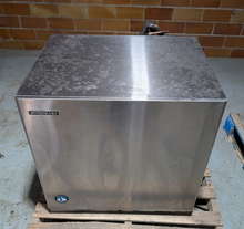 Load image into Gallery viewer, Hoshizaki KMS-1401MLJ Ice Maker, Crescent Cube Style, Remote-Cooled, 1420lbs/Day