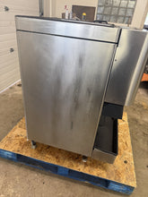 Load image into Gallery viewer, Lancer 4500 Ice and Drink Dispenser Without Top Panel, 8 Valves
