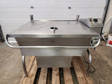 Load image into Gallery viewer, Cleveland SGL40 40 Gallon Tilt Skillet Braising Pan Nat Gas