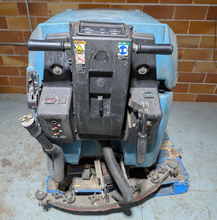 Load image into Gallery viewer, Tennant 5700 XP Heavy Duty 32" Automatic Walk Behind Disk Floor Scrubber