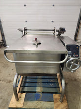 Load image into Gallery viewer, Groen Eclipse 30 Gallon Ergonomic Manual Tilting Braising Pan, 115V, Nat Gas