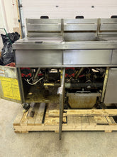 Load image into Gallery viewer, Vulcan 4VK65AF Stainless Steel Four Vat Gas Deep Fryer