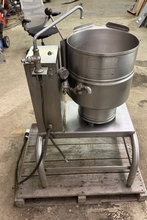 Load image into Gallery viewer, 2019 Groen Commercial Tilt Steam Kettle Floor Model TBD-40 240V