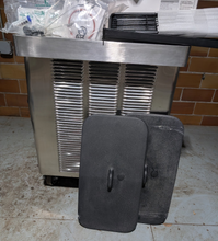 Load image into Gallery viewer, Stoelting O231-38I2F Water Cooled Gravity Fed Soft Serve/Yogurt Freezer