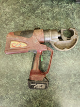 Load image into Gallery viewer, BURNDY PATRIOT PAT750 -LI 18V HYDRAULIC CRIMPER CRIMPING TOOL