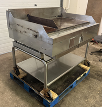 Load image into Gallery viewer, 2022 WoodStone WS-PL-4836-4-CT00NG 48" Natural Gas Plancha Griddle w/Stand