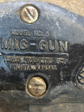 Load image into Gallery viewer, Welding Guns w/ Cable - K &amp; K Model K04 and TWECO Model No. 5 - Parts or Repair