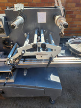 Load image into Gallery viewer, SEMCA HORIZONTAL HIGH SPEED WRAPPING MACHINE MODEL 90