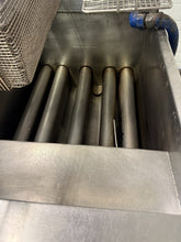 Load image into Gallery viewer, 2017 Dean SCFD260GNTS (SCFD260G) Gas Fryer, Two Bay w/ Filtration System