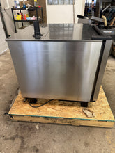 Load image into Gallery viewer, 2023 UNOX XAVC-06FS-GPRM-BB Full Size Nat Gas Combi Oven w/ Stand