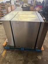 Load image into Gallery viewer, Blodgett Zephaire-E Convection Oven with Legs - Single or Three Phase