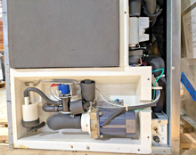 Load image into Gallery viewer, Hoshizaki KMS-822MLH Crescent Cube Ice Machine, 22" Wide