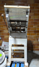 Load image into Gallery viewer, OLIVER 797-32 Commercial Gravity Feed Bread Slicer, 1/4" Slices, See Video