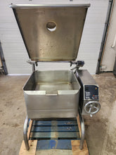 Load image into Gallery viewer, Groen Eclipse 30 Gallon Ergonomic Manual Tilting Braising Pan, 115V, Nat Gas