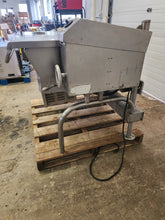 Load image into Gallery viewer, Cleveland SGL40 40 Gallon Tilt Skillet Braising Pan Nat Gas