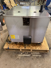 Load image into Gallery viewer, 2023 UNOX XAVC-06FS-GPRM-BB Full Size Nat Gas Combi Oven w/ Stand