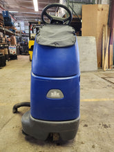 Load image into Gallery viewer, Karcher Chariot 2 iVac 24 ATV Riding Platform Stand-On Vacuum