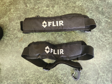 Load image into Gallery viewer, FLIR Systems HM-Series HM-324 Hand Held 432-0004-07-00S Thermal Camera w/ Extras