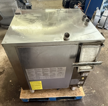 Load image into Gallery viewer, 2021 Alto-Shaam CTP6-10G 36" Gas Combitherm Boiler-Free 7 Pan Combi Oven